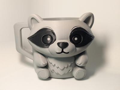 Raccoon Pint Holder