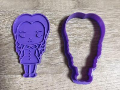 Cookie Cutter - Merlina