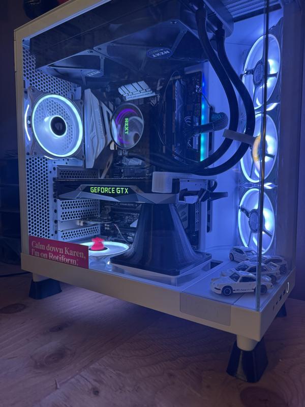 NZXT H6 Flow feet risers