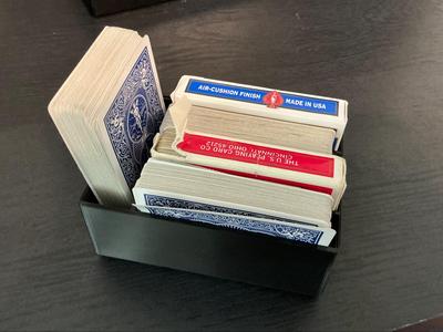 Gridfinity card deck holder