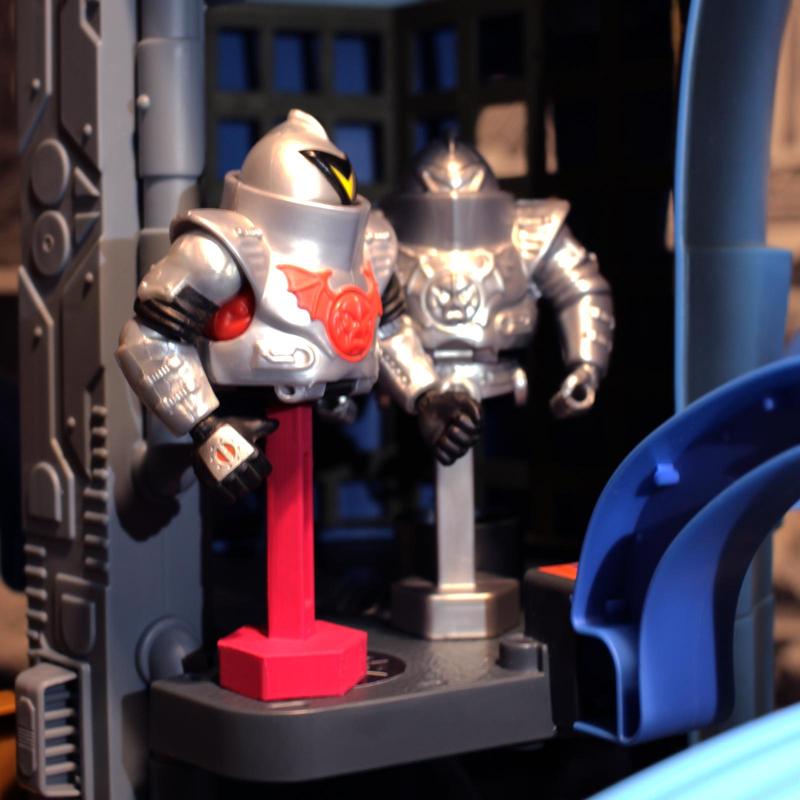 ETERNIA HOLDER TROOPER - MASTERS OF THE UNIVERSE - ORIGINS