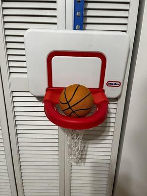 Little Tikes Basketball Holder