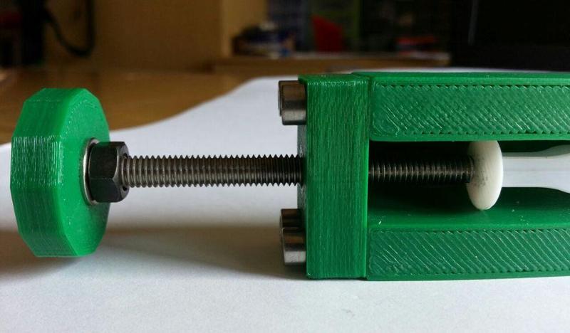 PRECISION SYRINGE DISPENSER