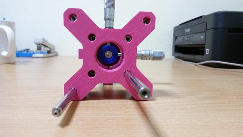 Openscad Thorlabs LCP02 60mm to 30mm Cage Plate adaptor