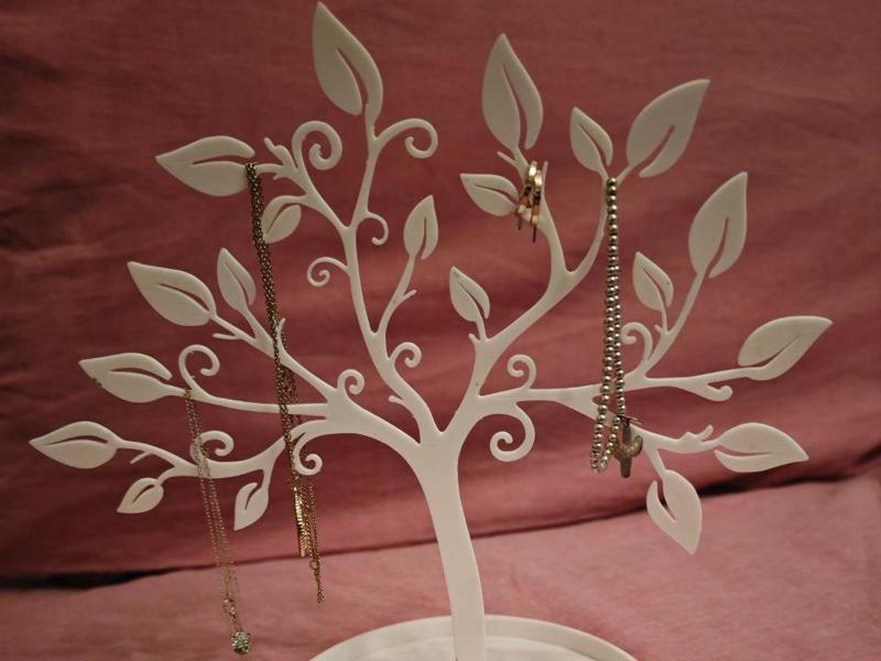 Elegant Jewelry Tree Organizer