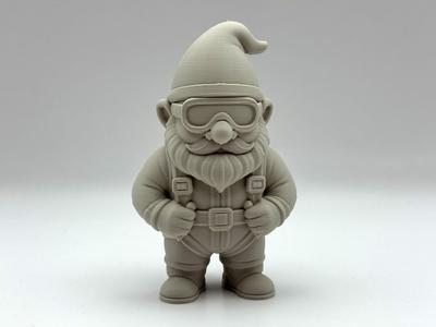 Skydiver Gnome