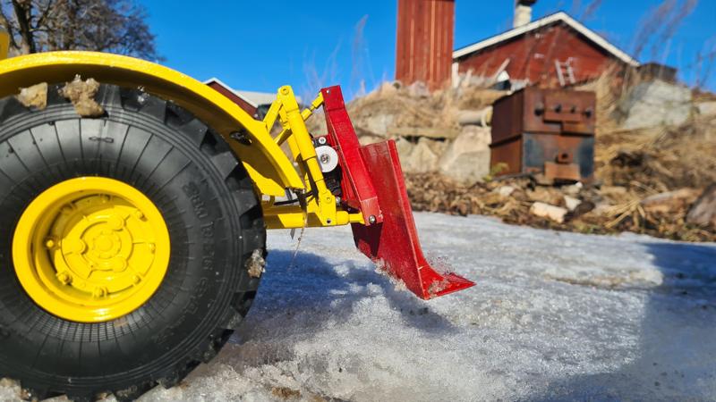 mudrunner k700 kirovets rc tractor skidder plow