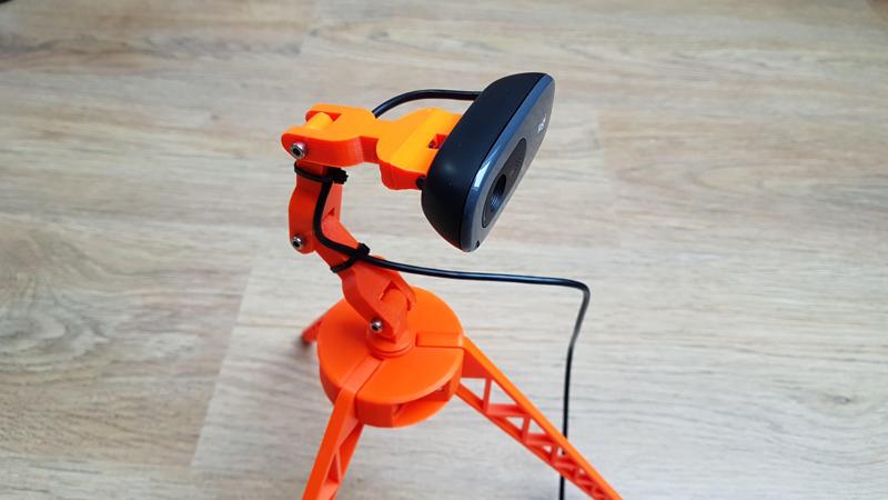 Logitech C270 camera holder on tripod adapter