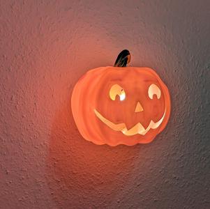 Swap Lamp for Walls (Halloween/Pumpkin Version)