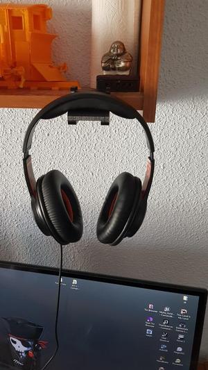Headphone stand -no nails -no glue 