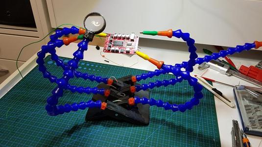Foldable Third Hand