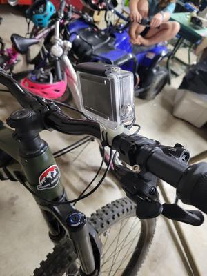 bicycle handlebar camera mount