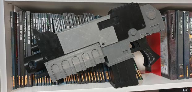 BOLT RIFLE “BOLTER” MK1 - COSPLAY - by Hobby Bitz