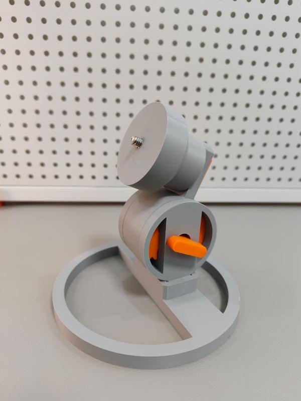 Boxy Phone Stand