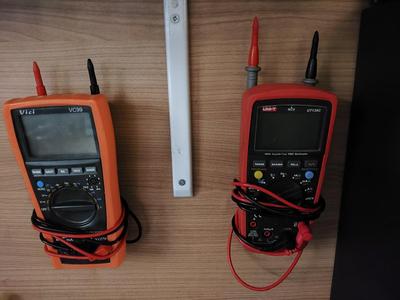 Minimal multimeter holder