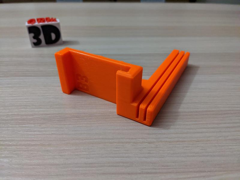 Prusa i3 MK3 Sheet Holder