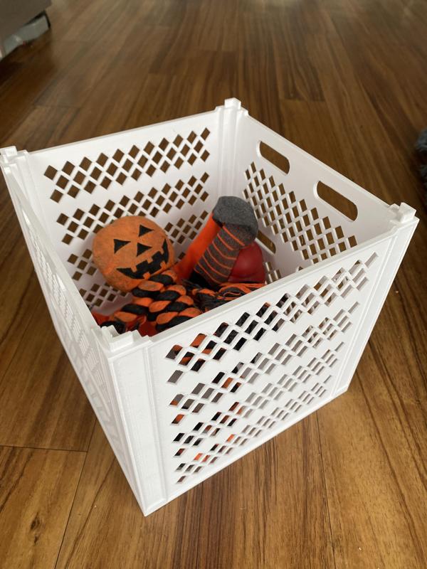 Large multi-purpose stacking storage crates