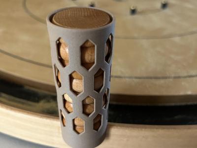 Crokinole 20s holder - 8 buttons