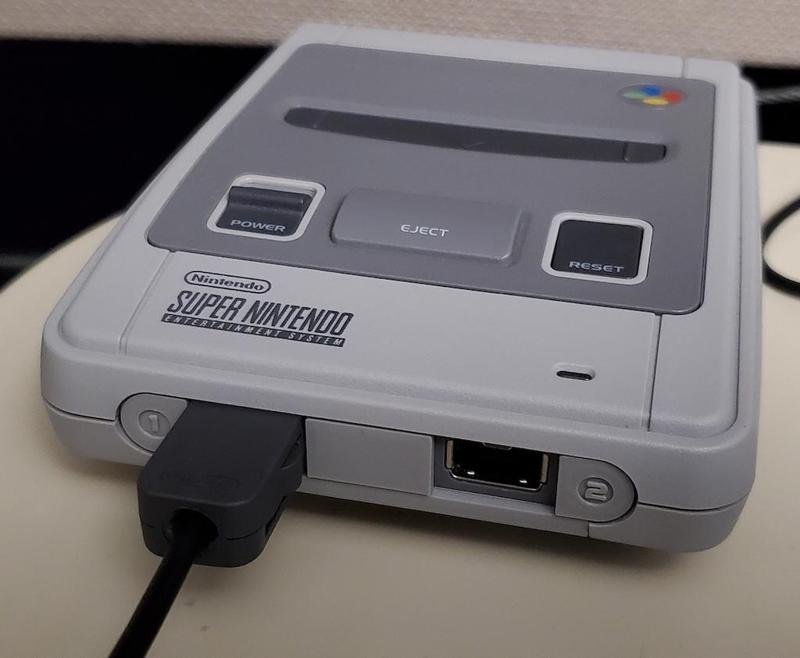 SNES Classic EU front panel