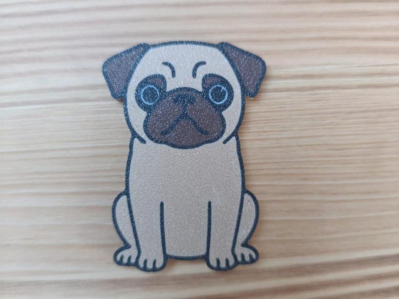 A cute pug magnet