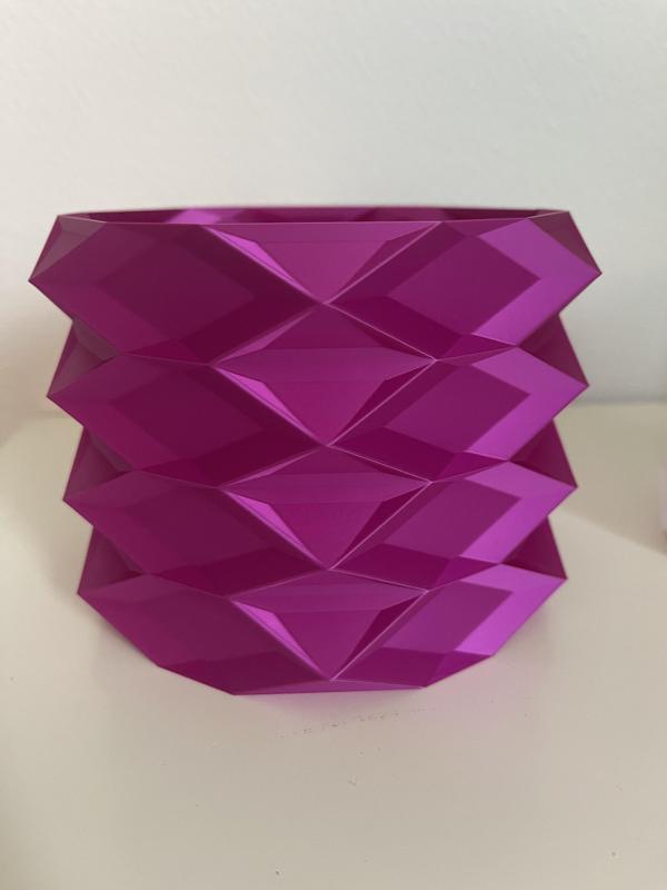 Sharp Diamond Planter