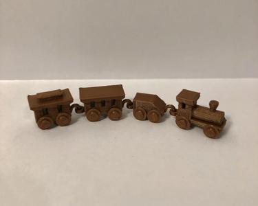 Dollhouse Scale Toy Train with Moving Wheels!