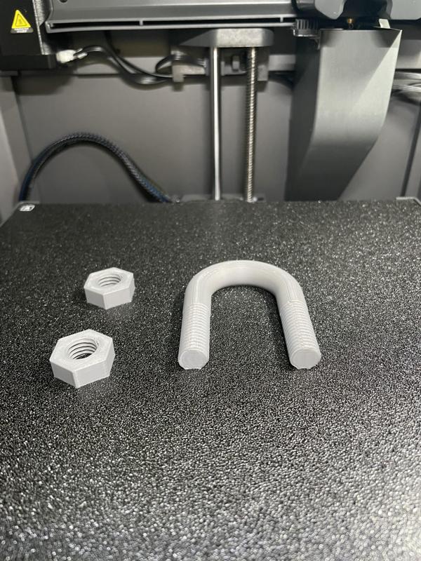 U-Bolt with Nuts