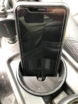 Volvo V50 cupholder iPhone stand