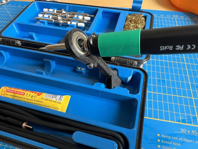 Pinecil All-in-one base (180° Pinecil Holder)