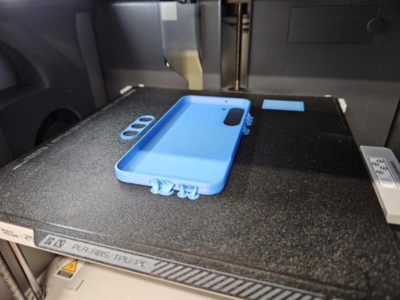 Samsung S23 + Case (super thin)