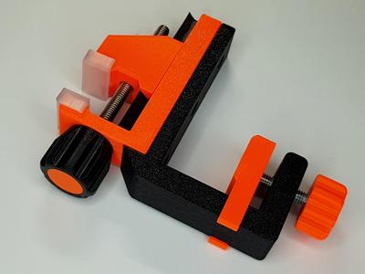 Miniature vice - Upgrade for hand knob