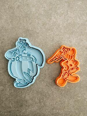 ASTERIS AND OBELIX COOKIE CUTTER