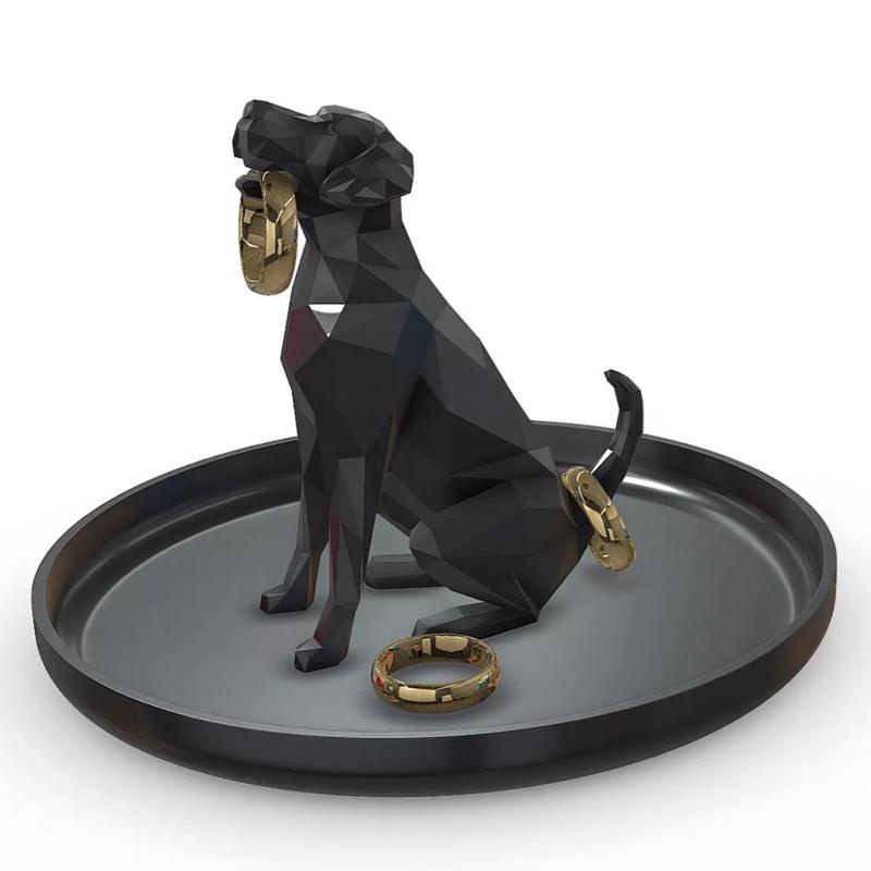 Great Dane ring holder