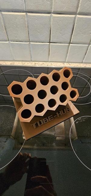 Tube-Hub – Spice Storage for PET Preforms