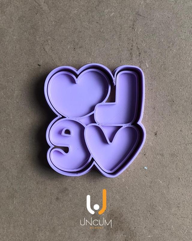 COOKIE CUTTER WORD LOVE - VALENTINE'S DAY