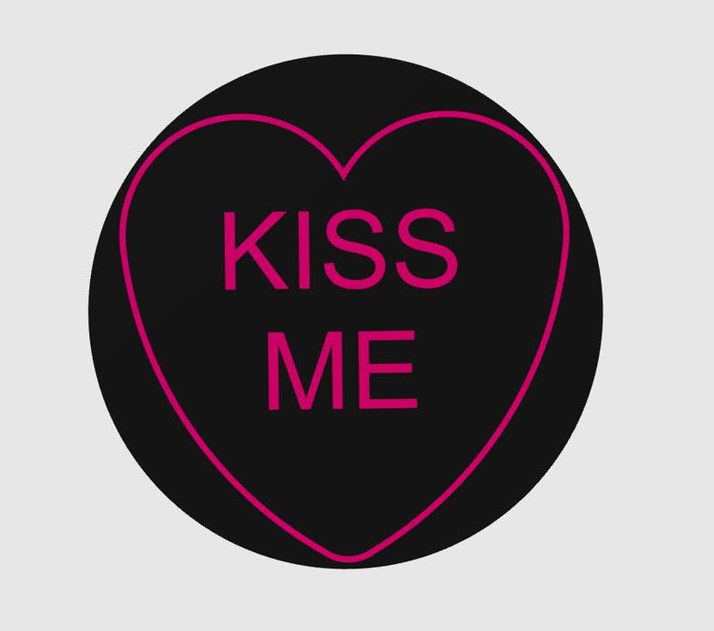 Love Heart Box "Kiss Me"