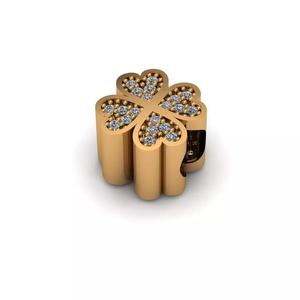 Jewelry clover charm gold with diamonds