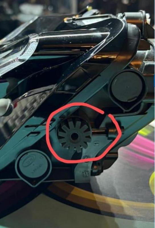 Bmw Gs 1300 headlight fixing gear