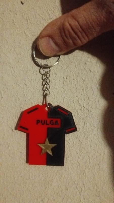 Colon champion t-shirt keychain