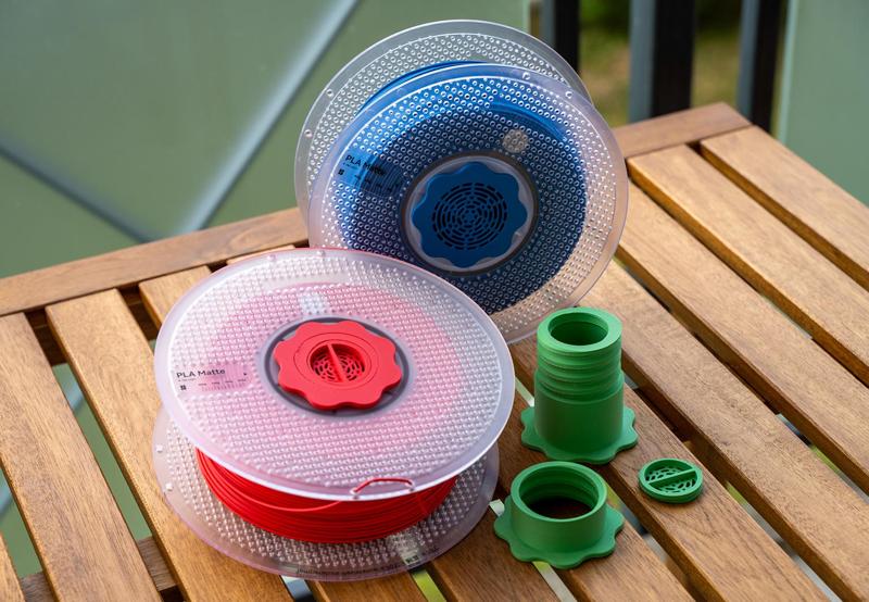 Parametric Adjustable Spool Holder for Silica Gel