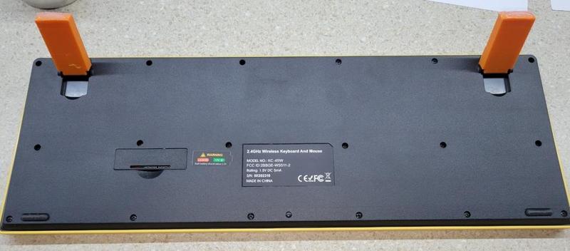 KC-411W 2.4GHz Wireless Keyboard - Leg Extenders