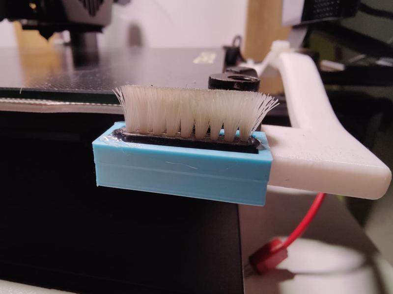 CR6SE Bed Brush Attachment