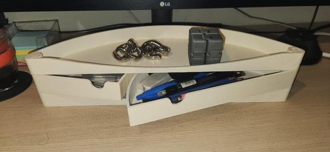 desktop asymmetric drawers