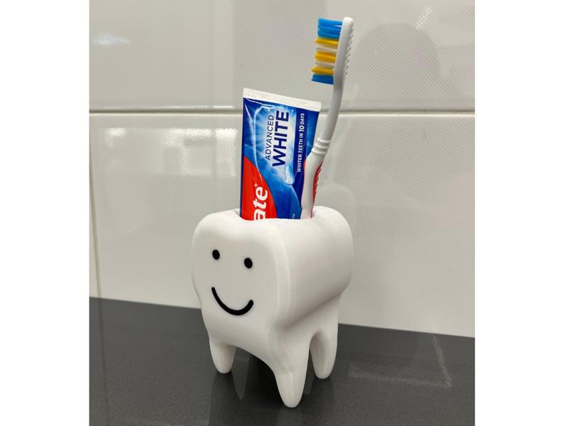 Toothbrush cup - smiling tooth
