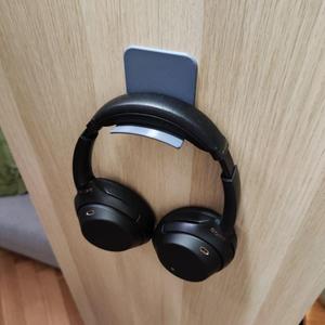 Headphones Holder for small Headrests