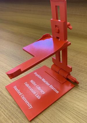 Foldable Vertical Sliding Smartphone Camera Mount