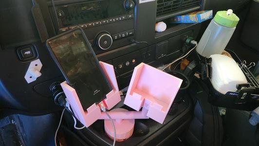 Dual cup phone holder for car