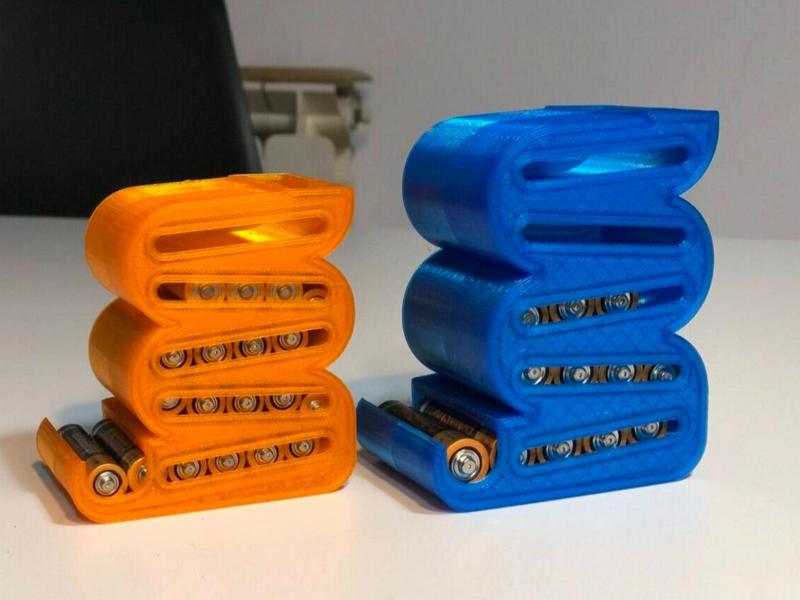 AA and AAA battery dispenser