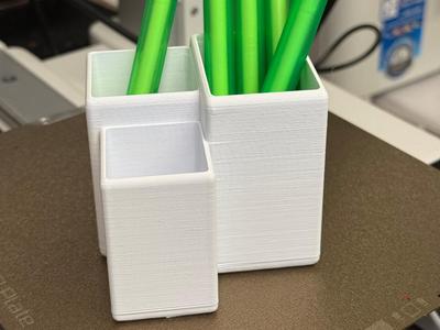 Pen Holder