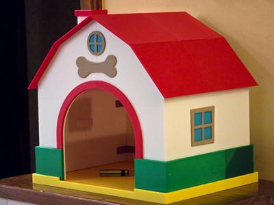 Dog and cat house suitable for 50-wide fences